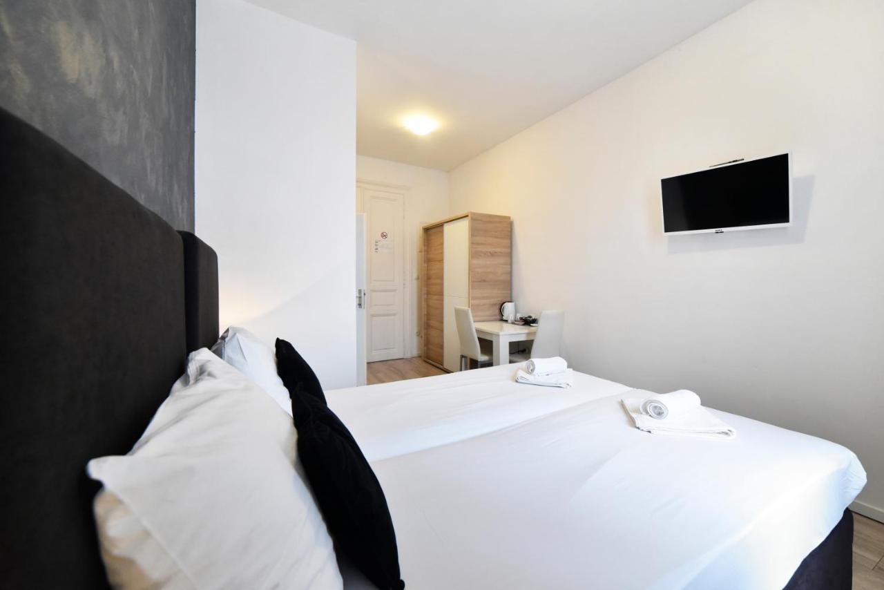 Virtus Apartments And Rooms With Free Private Parking Zagreb Bagian luar foto