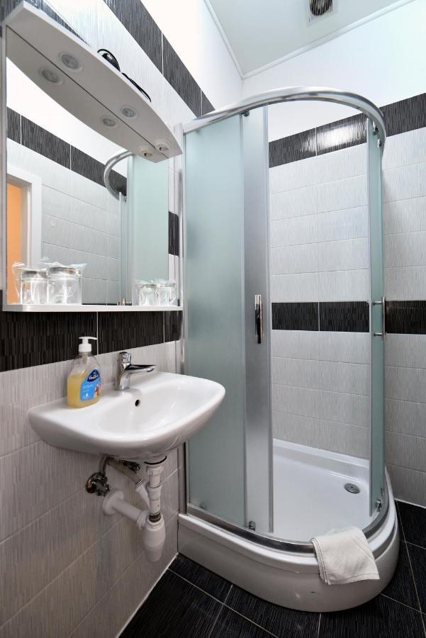 Virtus Apartments And Rooms With Free Private Parking Zagreb Bagian luar foto
