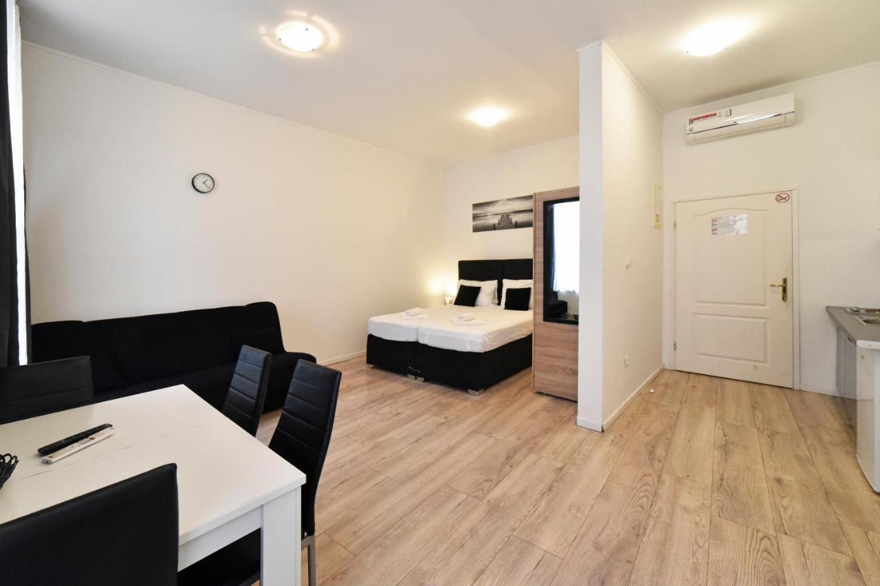 Virtus Apartments And Rooms With Free Private Parking Zagreb Bagian luar foto