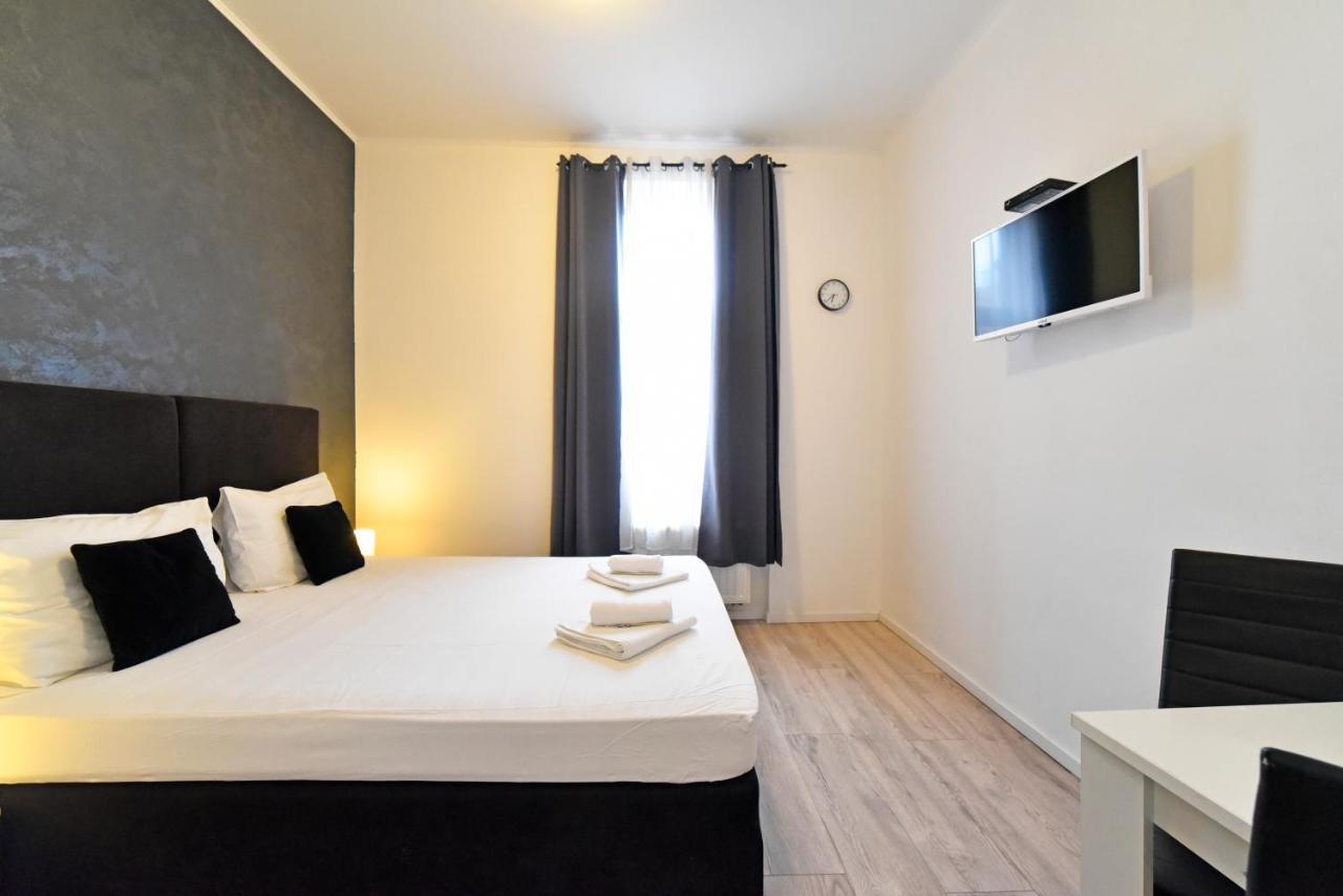 Virtus Apartments And Rooms With Free Private Parking Zagreb Bagian luar foto
